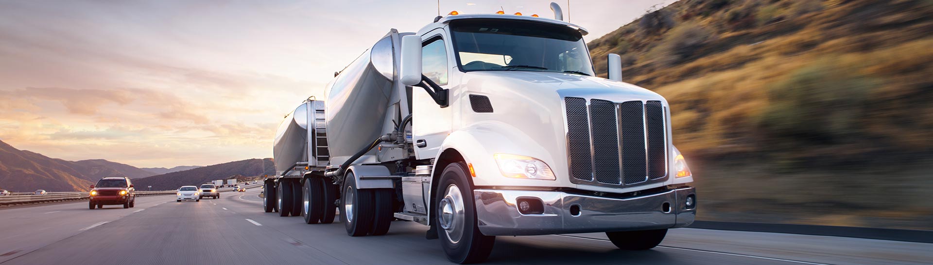 Chatham-Kent Long Haul Trucking, Trucking Services and Trucking Company